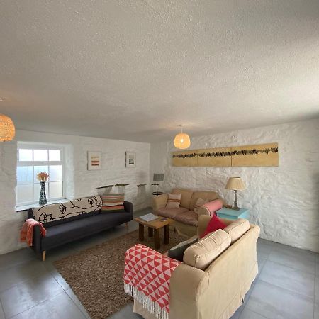 Bodriggy Barn Holiday Cottage Near St Ives Hayle Exterior photo