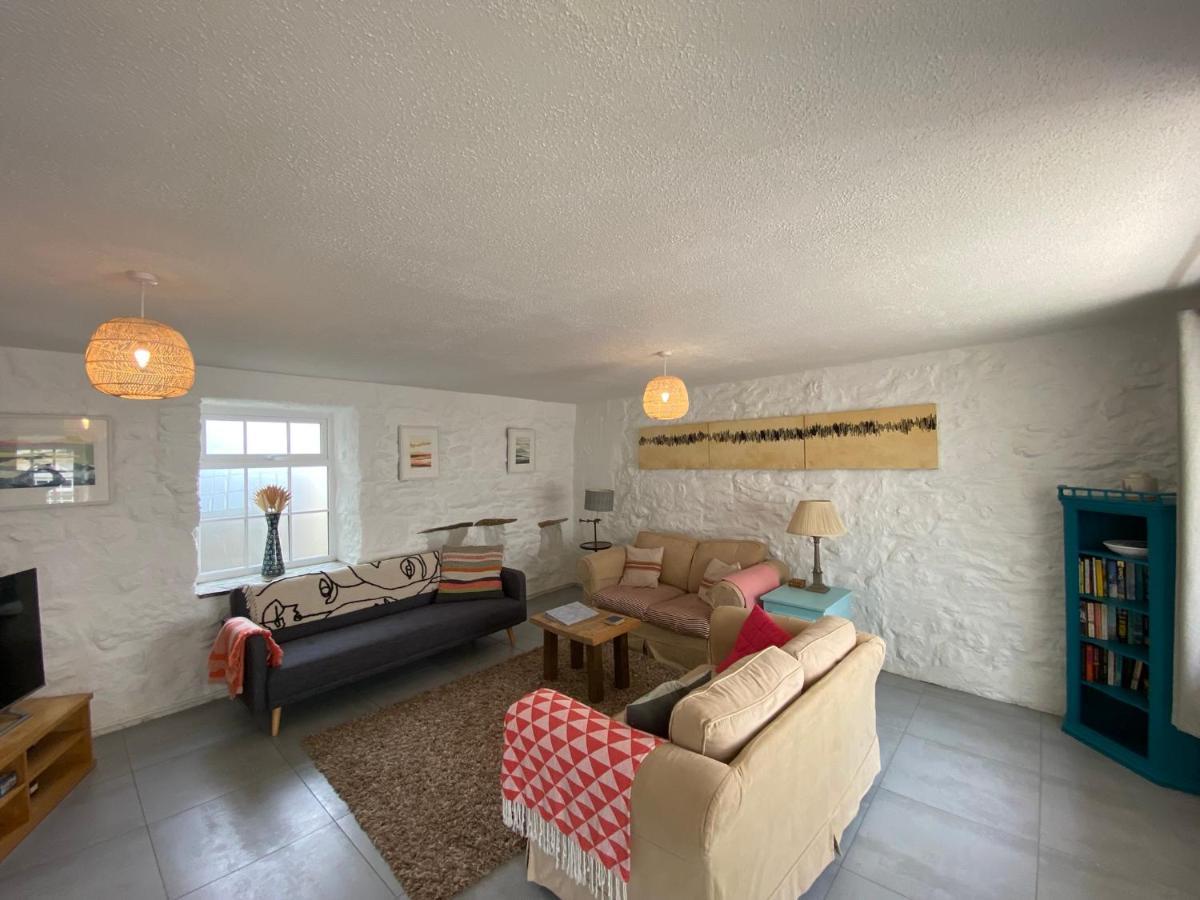 Bodriggy Barn Holiday Cottage Near St Ives Hayle Exterior photo